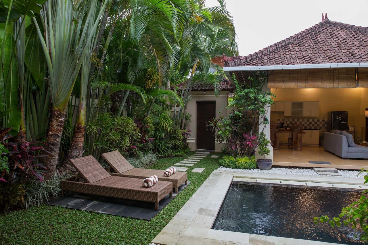 Villa Deshy Seminyak  Bagian luar foto