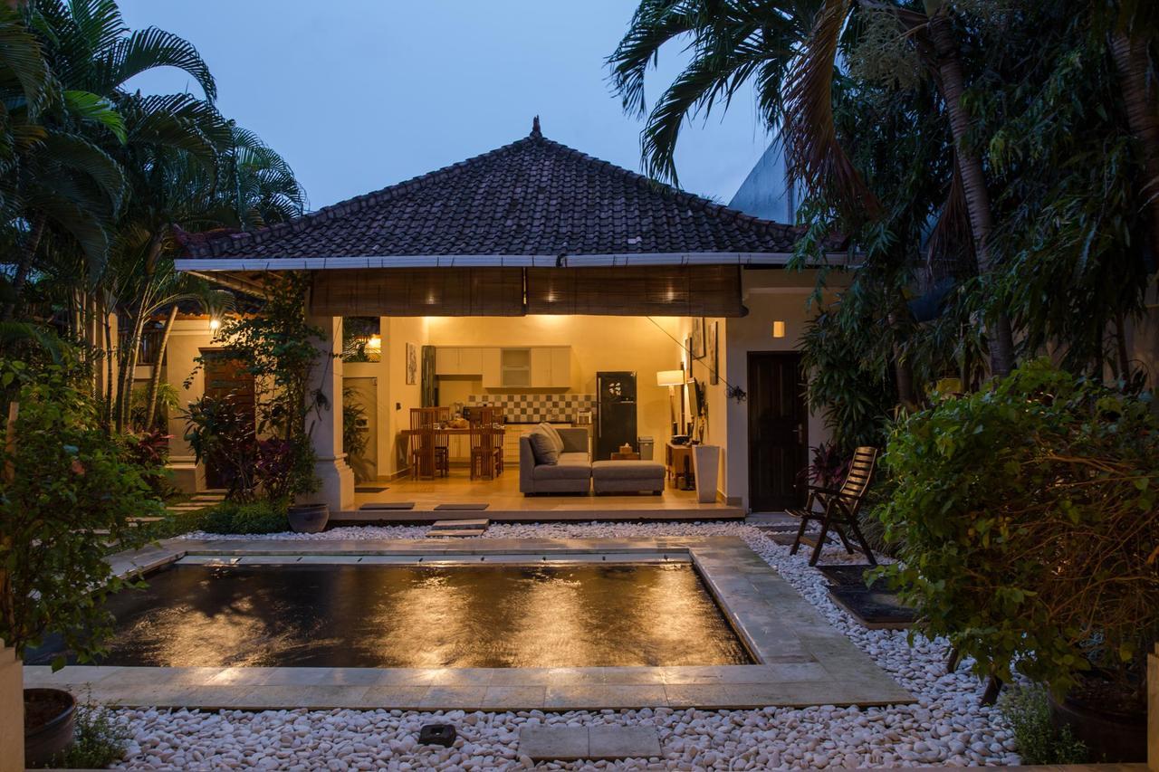 Villa Deshy Seminyak  Bagian luar foto